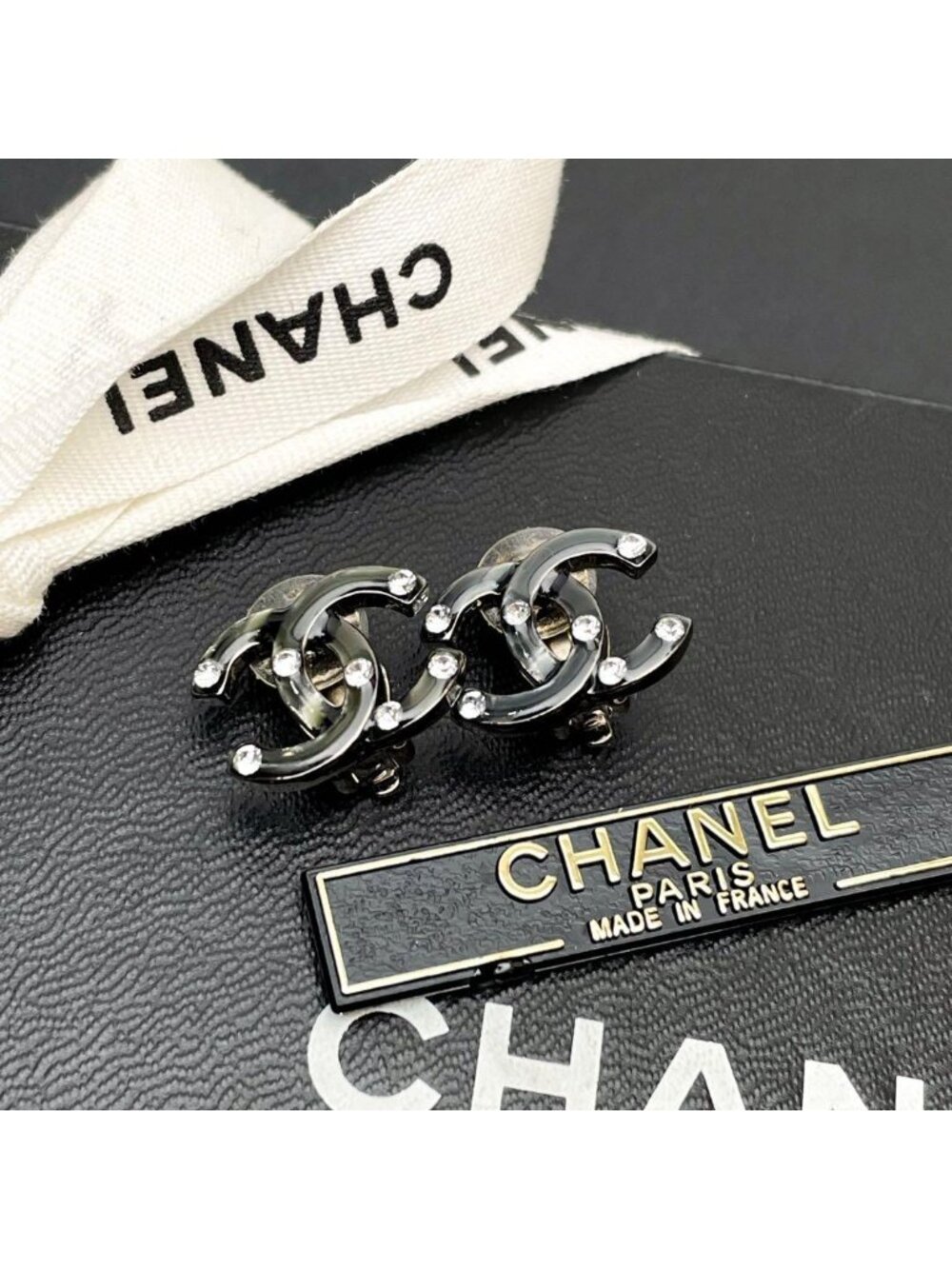 Chanel CC Logo Earrings 03A Rhinestone Icon